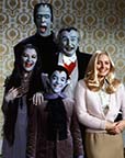 Fred Gwynne, Yvonne De Carlo, K.C. Martel, Al Lewis, and Jo McDonnell